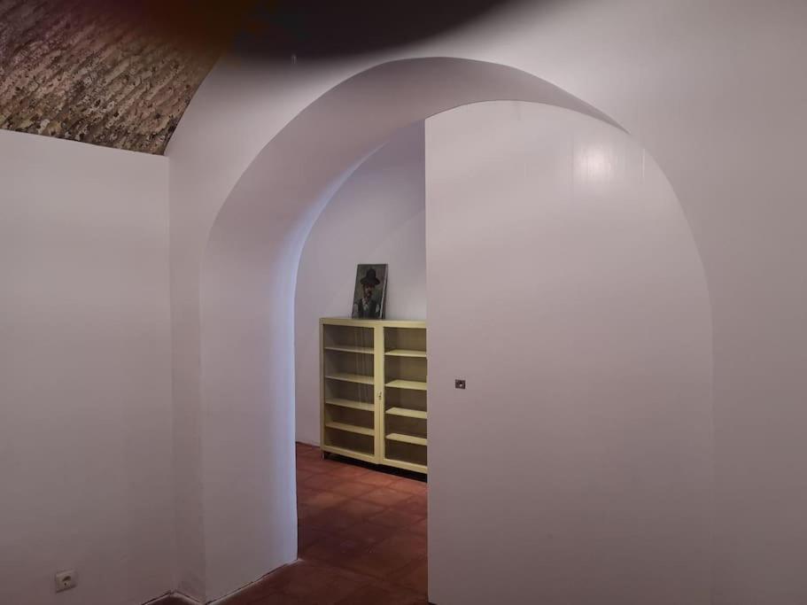 Casa Abobadas, Centro